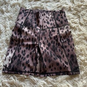 Fabletics Oasis Shorts